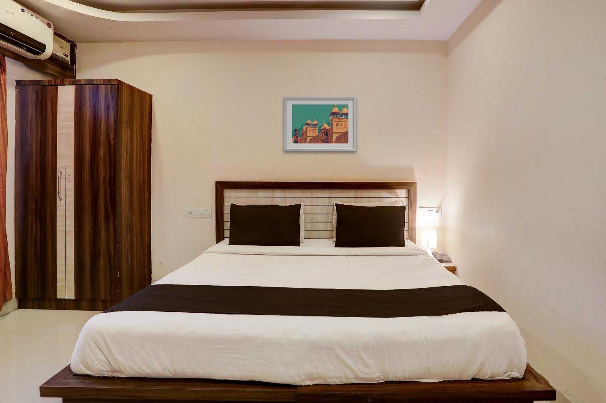 Super Hotel O Vaishnavi Inn Hyderabad Luaran gambar